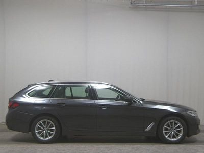 Second-hand BMW 520 Sport Line 190 CP (139 kW) 2022 Gri Break