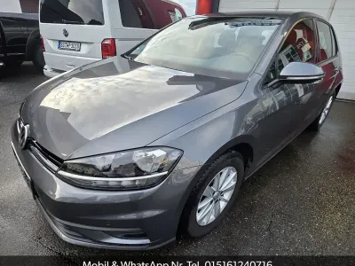 Gebraucht VW Golf VII 86 PS (63 kW) 2019 Grau Limousine