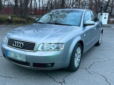 Gebraucht Audi A4 102 PS (75 kW) 2004 Grau Limousine