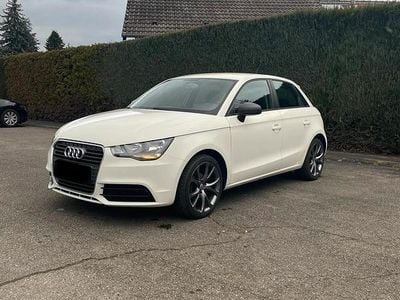 Gebraucht Audi A1 86 PS (63 kW) 2014 Weiß Kleinwagen