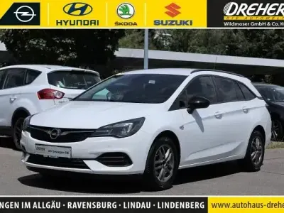 Gebraucht Opel Astra Edition 145 PS (106 kW) 2022 Schneeweiss Kleinwagen