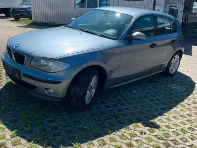 Gebraucht BMW 116 Sport Line 116 PS (85 kW) 2005 Grau Kleinwagen