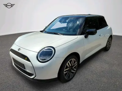 Gebraucht Mini Cooper SE Classic 160 kW (218 PS) 2025 Weiß Kleinwagen