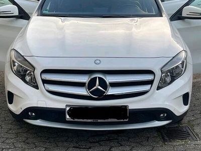 gebraucht Mercedes GLA200 Benzin