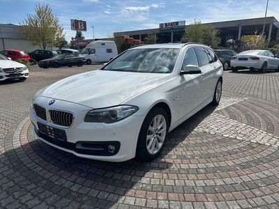 Gebraucht BMW 530 Sport Line 258 PS (189 kW) 2014 Alpinweiss iii Kombi