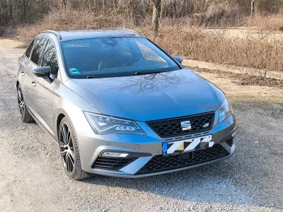 Używany Seat Leon ST 4Drive 300 KM (220 kW) 2017 Szary Kombi