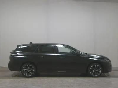 Gebraucht Peugeot 308 Allure 131 PS (96 kW) 2023 Schwarz