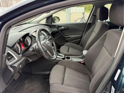 Gebraucht Opel Astra Exklusiv 140 PS (102 kW) 2015 Grün Kombi