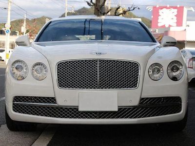 Gebraucht Bentley Continental Flying Spur 610 PS (448 kW) 2013 Weiß Limousine