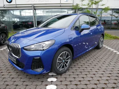 Neu BMW 225 M Sport 245 PS (180 kW) 2026 Blau Coupé