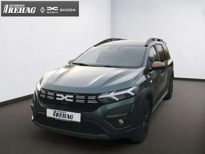Gebraucht Dacia Jogger Extreme 110 PS (80 kW) 2025 Zedergrün Van / Kleinbus