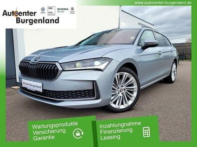 Gebraucht Skoda Superb Selection 150 PS (110 kW) 2024 Pebble silber metallic Kombi