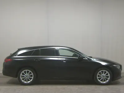 Brugt Mercedes CLA200 Shooting Brake Progressive 150 HK (110 kW) 2022 Sort Stationcar