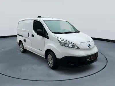 Gebraucht Nissan e-NV200 Comfort 80 kW (109 PS) 2021 Weiß Van / Kleinbus
