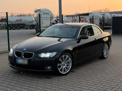 Gebraucht BMW 320 Cabriolet 177 PS (130 kW) 2008 Schwarz Cabrio