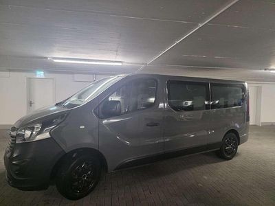 Gebraucht 2017 Opel Vivaro Van / Kleinbus | 14.500 € (Etwas zu teuer)
