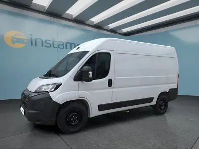 Neu Peugeot Boxer 140 PS (102 kW) 2026 Weiß Van