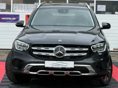 Gebraucht Mercedes GLC300 211 PS (155 kW) 2022 Grau SUV