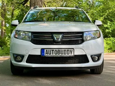 Używany Dacia Logan MCV Lauréate 90 KM (66 kW) 2015 Biały Sedan/Limuzyna