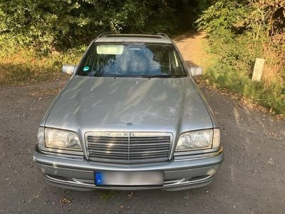 Mercedes C180