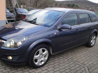 gebraucht Opel Astra Kombi Xenon Tempomat AHK SHZ Klima R-CD