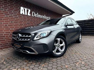Gebraucht Mercedes GLA200 Urban 136 PS (100 kW) 2018 Mountaingrau  met. SUV
