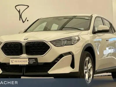 Gebraucht BMW X2 Efficient Dynamics 163 PS (119 kW) 2025 Alpinweiß uni SUV