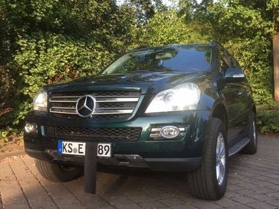 Grün metallic Gebraucht 2006 Mercedes GL320 SUV | 19.750 €
