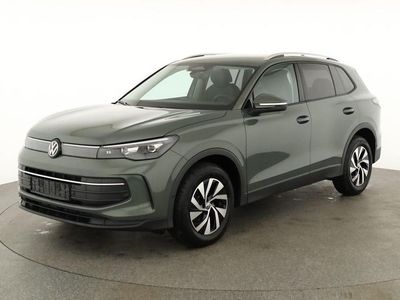Nouă VW Tiguan Life 150 CP (110 kW) 2026 Verde SUV