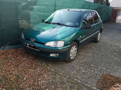 Gebraucht Peugeot 106 60 PS (44 kW) 2001 Grün Kleinwagen