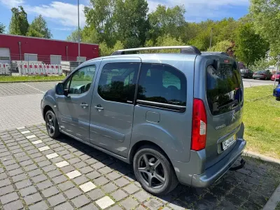 Gebraucht Citroën Berlingo XTR 111 PS (81 kW) 2010 Grau Van / Kleinbus