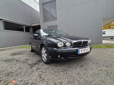 Schwarz Gebraucht 2005 Jaguar X-type Classic Limousine | 1.500 € (Superpreis)