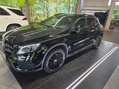 Gebraucht Mercedes GLA250 AMG 211 PS (155 kW) 2019 Schwarz SUV