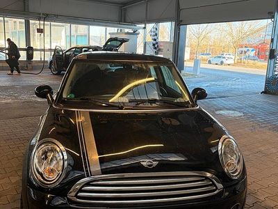Gebraucht Mini ONE 98 PS (72 kW) 2010 Schwarz Kleinwagen