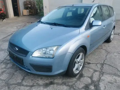 Gebraucht Ford Focus 100 PS (73 kW) 2006 Blau Kombi