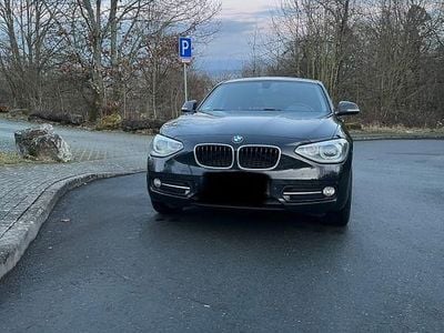 Gebraucht BMW 118 Sport Line 143 PS (105 kW) 2013 Schwarz Kleinwagen