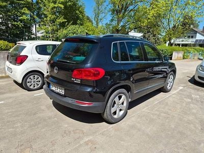 Gebraucht VW Tiguan Comfortline 116 PS (85 kW) 2016 Grau SUV
