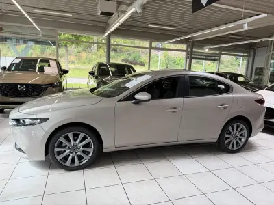 Gebraucht Mazda 3 Center-Line 140 PS (102 kW) 2025 Platinum quarz Limousine