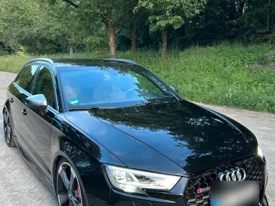 Gebraucht Audi RS3 Sport 400 PS (294 kW) 2019 Schwarz Limousine