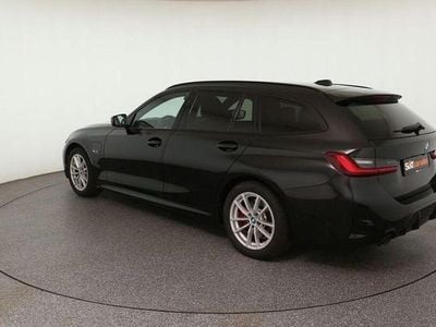 Usata BMW 330e M Sport 292 CV (214 kW) 2022 Nero Station wagon