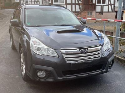 Gebraucht Subaru Legacy 150 PS (110 kW) 2013 Grün Kombi