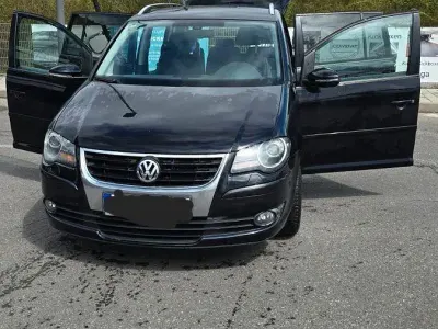 Gebraucht VW Touran 140 PS (102 kW) 2009 Schwarz Van / Kleinbus