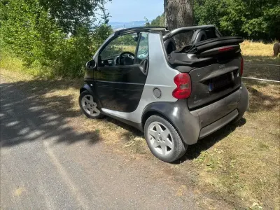 Gebraucht Smart ForTwo Cabrio 61 PS (44 kW) 2007 Schwarz Cabrio