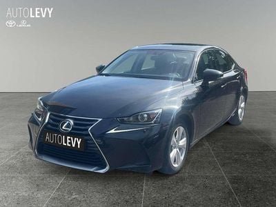 Lexus IS300h