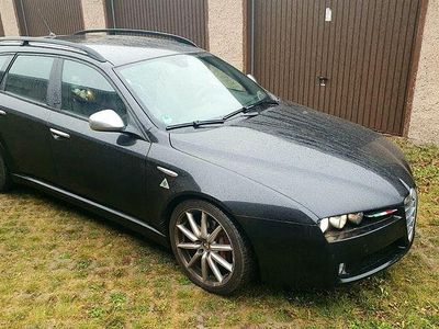Schwarz Gebraucht 2008 Alfa Romeo 159 Ti Kombi | 4.980 € (Fairer Preis)