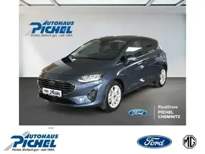 Używany Ford Fiesta Titanium 125 KM (91 kW) 2023 Niebieski Hatchback