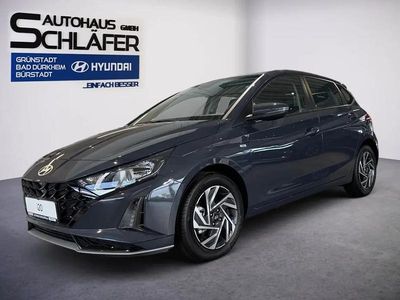 Aurora grey / met Gebraucht 2024 Hyundai i20 Trend Limousine | 20.490 € (Fairer Preis)