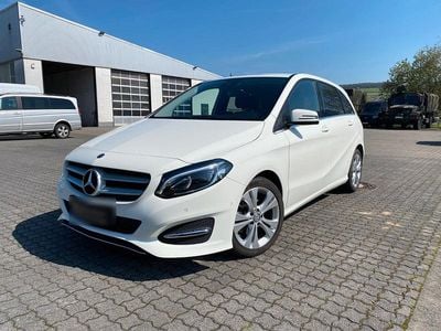 Second-hand Mercedes B220 184 CP (135 kW) 2017 Alb Monovolum