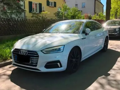 Gebraucht Audi A5 S-Line 2019 Weiß Coupé