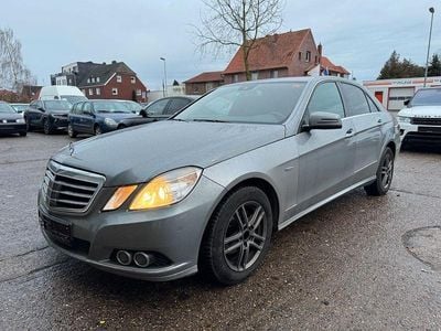 Gebraucht Mercedes E220 Elegance 170 PS (125 kW) 2009 Silber Limousine